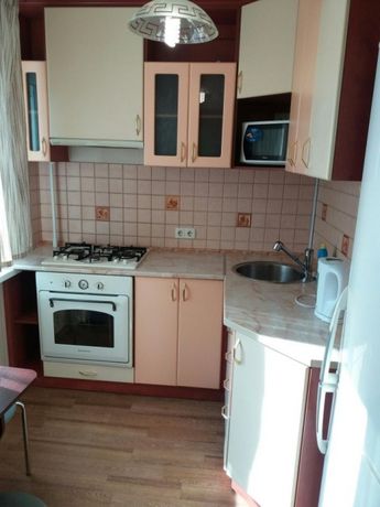 Rent daily an apartment in Kremenchuk on the St. Khalameniuka 1- per 349 uah. 
