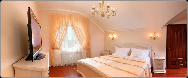 Rent daily a house in Kyiv on the St. Hertsena per 25000 uah. 