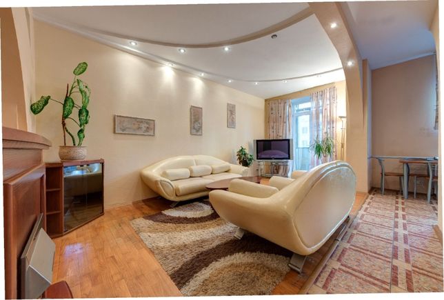 Rent daily an apartment in Kyiv on the St. Vodohinna per 1600 uah. 