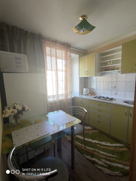 Снять посуточно квартиру в Бердянске на ул. Греческая 26 за 500 грн. 