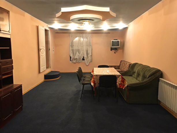 Rent daily an apartment in Kamianske on the St. Druzhby per 400 uah. 