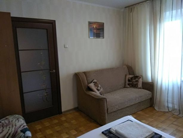 Rent daily an apartment in Kyiv near Metro Kharkivska per 600 uah. 