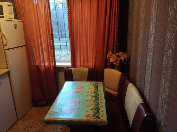 Зняти подобово квартиру в Кривому Розі в Покровському районі за 300 грн. 