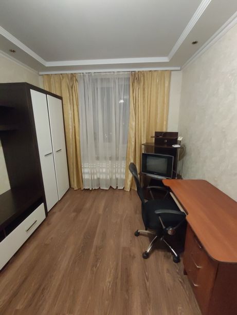 Rent daily an apartment in Ivano-Frankivsk on the St. Khotynska 12 per 450 uah. 
