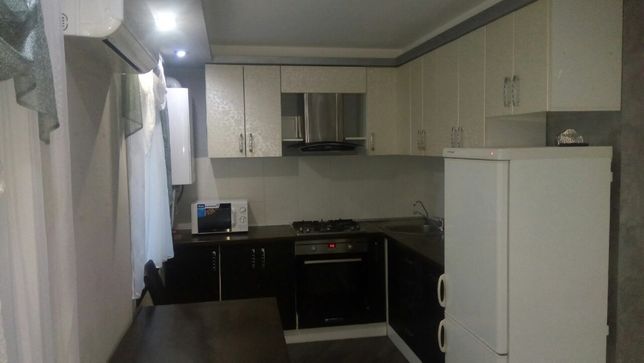 Rent an apartment in Nikopol per 6200 uah. 