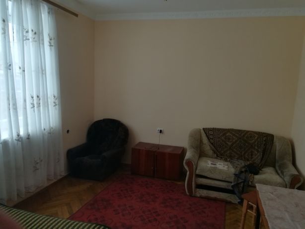 Rent an apartment in Ternopil on the St. Lysenka per 3000 uah. 