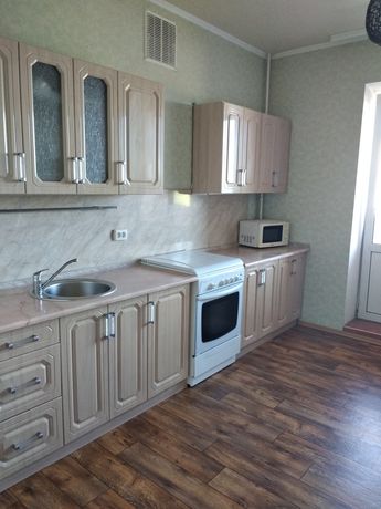Rent an apartment in Boryspil on the St. Holovatoho 77-б per 7000 uah. 