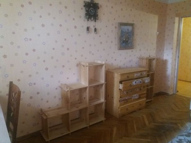 Rent a room in Kyiv near Metro Demievskaya per 6500 uah. 