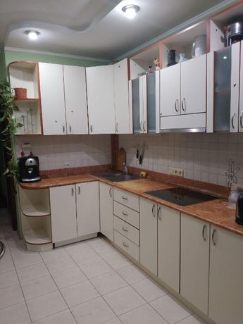 Rent an apartment in Kyiv on the Avenue Bazhana Mykoly 16 per 16500 uah. 