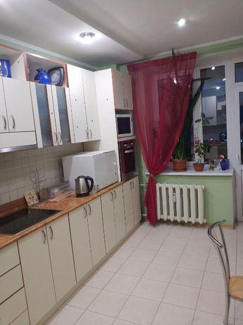 Rent an apartment in Kyiv on the Avenue Bazhana Mykoly 16 per 16500 uah. 