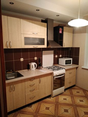 Rent an apartment in Kyiv on the St. Hmyri Borysa 9 per 8900 uah. 
