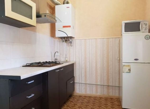 Rent a house in Dnipro in Chechelіvskyi district per 6000 uah. 