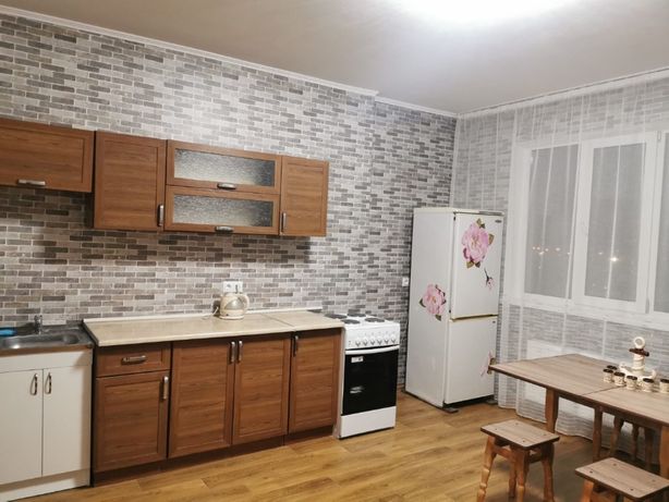 Rent an apartment in Kyiv on the St. Paskhalina Yuriia 17 per 8000 uah. 