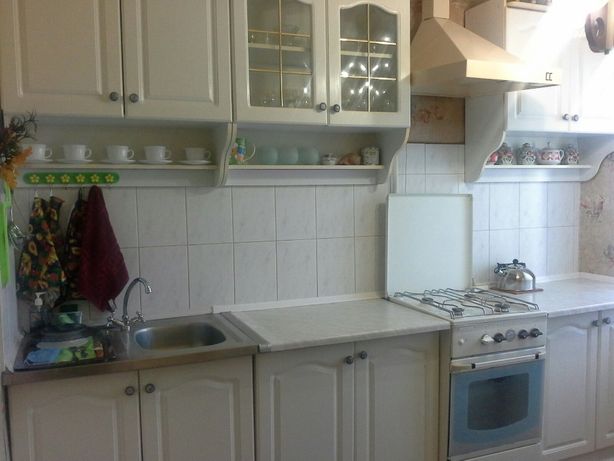 Rent an apartment in Dnipro on the Avenue Bohdana Khmelnytskoho per 7000 uah. 