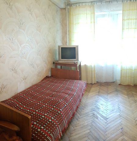 Зняти кімнату в Києві на бульв. Перова за 4800 грн. 