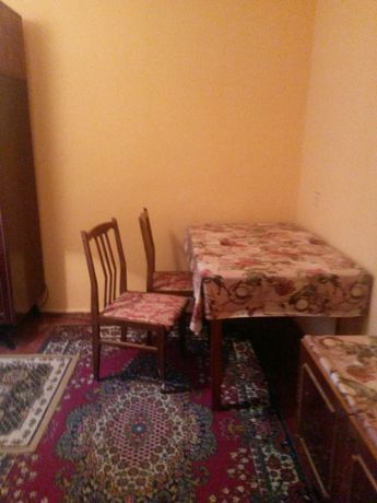 Rent an apartment in Chernivtsi on the St. Heroiv Maidanu per 3000 uah. 