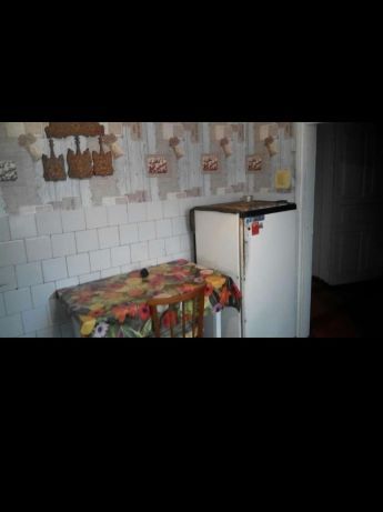 Rent a house in Sumy on the St. Topolianska per 2500 uah. 