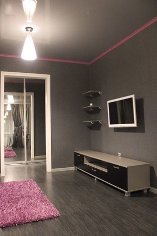 Rent an apartment in Kyiv on the St. Laboratorna 8 per 5400 uah. 