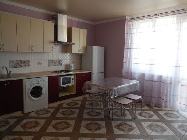 Rent an apartment in Odesa on the St. Semena Paliia per 6000 uah. 