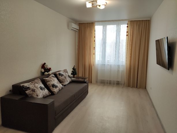 Rent an apartment in Kyiv on the Avenue Lobanovskoho Valeriia per 12500 uah. 