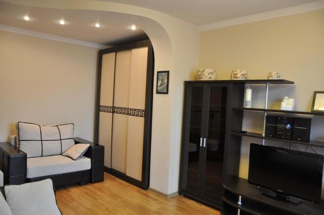 Rent a room in Kyiv on the lane Zatyshnyi 24 per 5000 uah. 