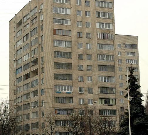 Rent a room in Kyiv on the Avenue Kurbasa Lesia 3 per 3400 uah. 