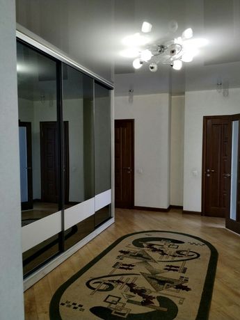 Rent an apartment in Brovary on the lane Parkovyi 3 per 15000 uah. 