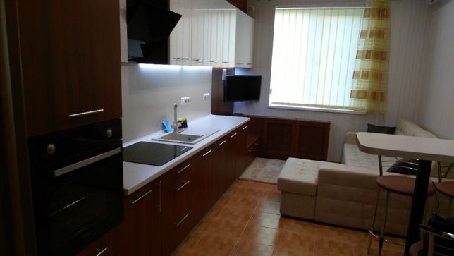 Rent an apartment in Kyiv on the St. Volodymyro-Lybidska 14 per 18000 uah. 