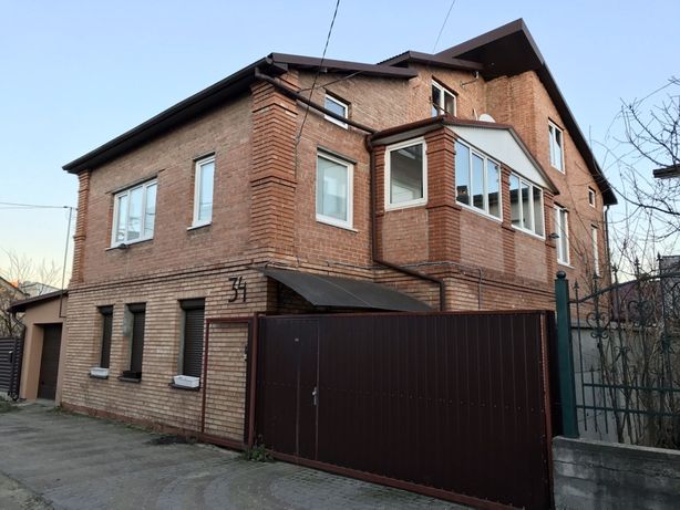 Rent a house in Lviv on the St. Navoi Alishera per $1000 