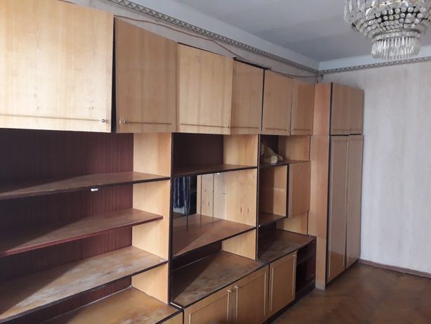 Rent a room in Kyiv on the St. Verkhovynna per 3200 uah. 
