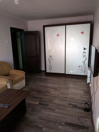 Rent an apartment in Nikopol per 3900 uah. 