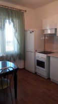 Rent an apartment in Kyiv on the St. Hetmana Vadyma per 8000 uah. 