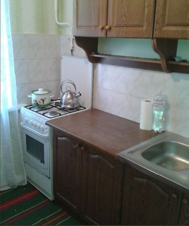 Rent an apartment in Odesa on the lane Polunychnyi per 5000 uah. 