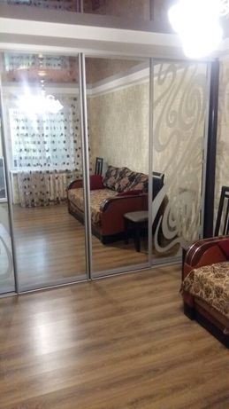 Rent an apartment in Zaporizhzhia on the St. Pushkina 1 per 4500 uah. 