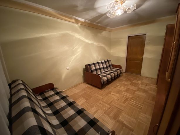 Rent an apartment in Kyiv near Metro Livoberezhna per 9200 uah. 