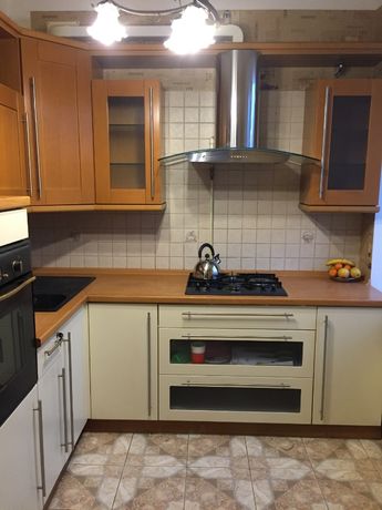 Rent an apartment in Kyiv on the Avenue Peremohy 5 per 13500 uah. 