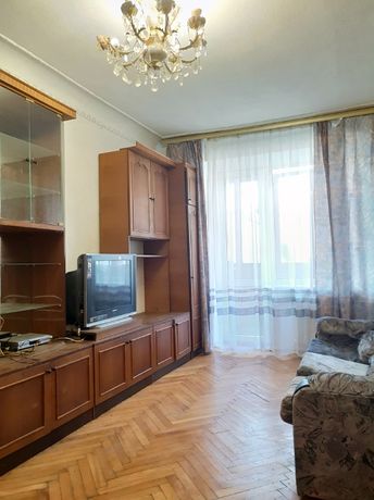 Rent an apartment in Kyiv on the St. Tabirna 44 per 12000 uah. 