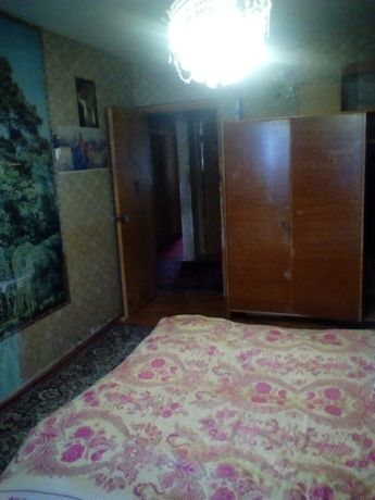 Rent a room in Kyiv near Metro Obolon per 3000 uah. 