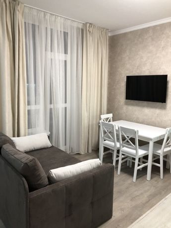 Rent an apartment in Kyiv on the St. Kakhovska 60 per 11500 uah. 