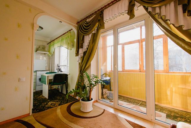 Rent an apartment in Zaporizhzhia on the St. Patriotychna 66 per 6500 uah. 