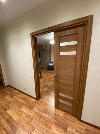 Rent an apartment in Kyiv on the St. Laboratorna 8 per 5100 uah. 