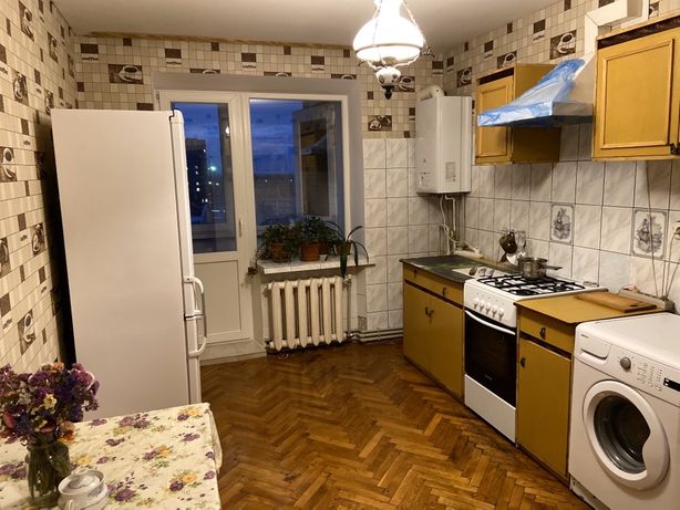 Rent a room in Ternopil on the St. Luchakivskoho 12а per 2500 uah. 