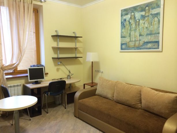 Rent an apartment in Kyiv on the St. Mazepy Ivana 3 per 17000 uah. 