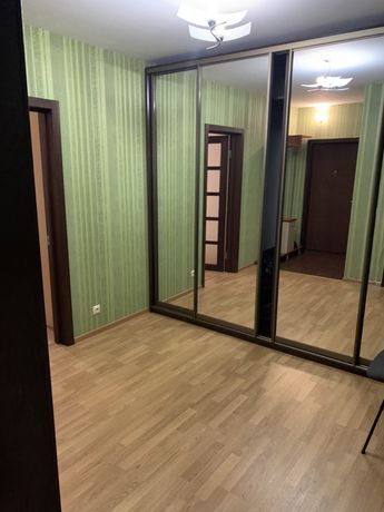 Снять комнату в Киеве возле ст.М. Осокорки за 6500 грн. 