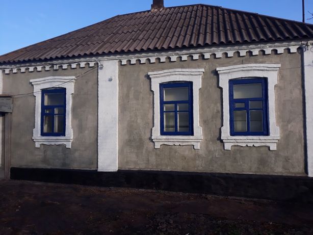 Rent a house in Mariupol on the lane Kalmiuskyi per 1300 uah. 