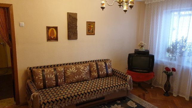 Rent an apartment in Kyiv near Metro Vasylkivska per 6500 uah. 