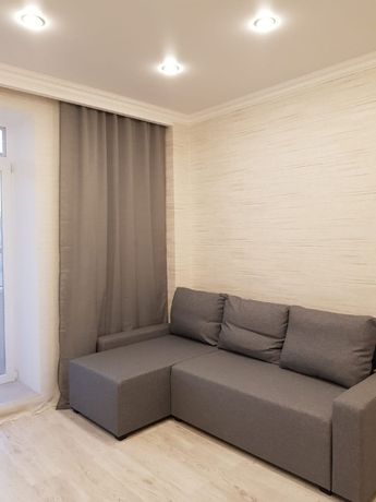 Rent an apartment in Kyiv on the St. Sribnokilska 14а per 5500 uah. 