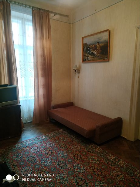 Снять комнату в Львове в Галицком районе за 4000 грн. 