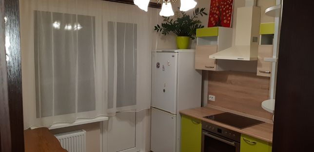 Rent an apartment in Kyiv on the St. Hmyri Borysa 16 per 10500 uah. 