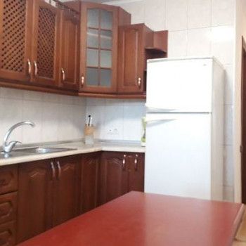 Rent an apartment in Uzhhorod on the Avenue Svobody per 5500 uah. 